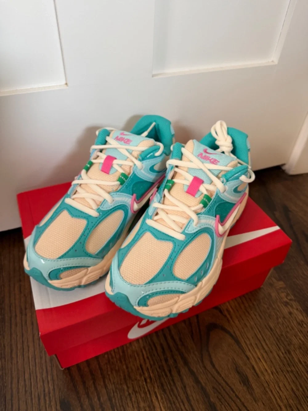 Nike V5 RNR Sneakers (Guava Ice/Pale Ivory - Pinksicle) - W6 | NIB